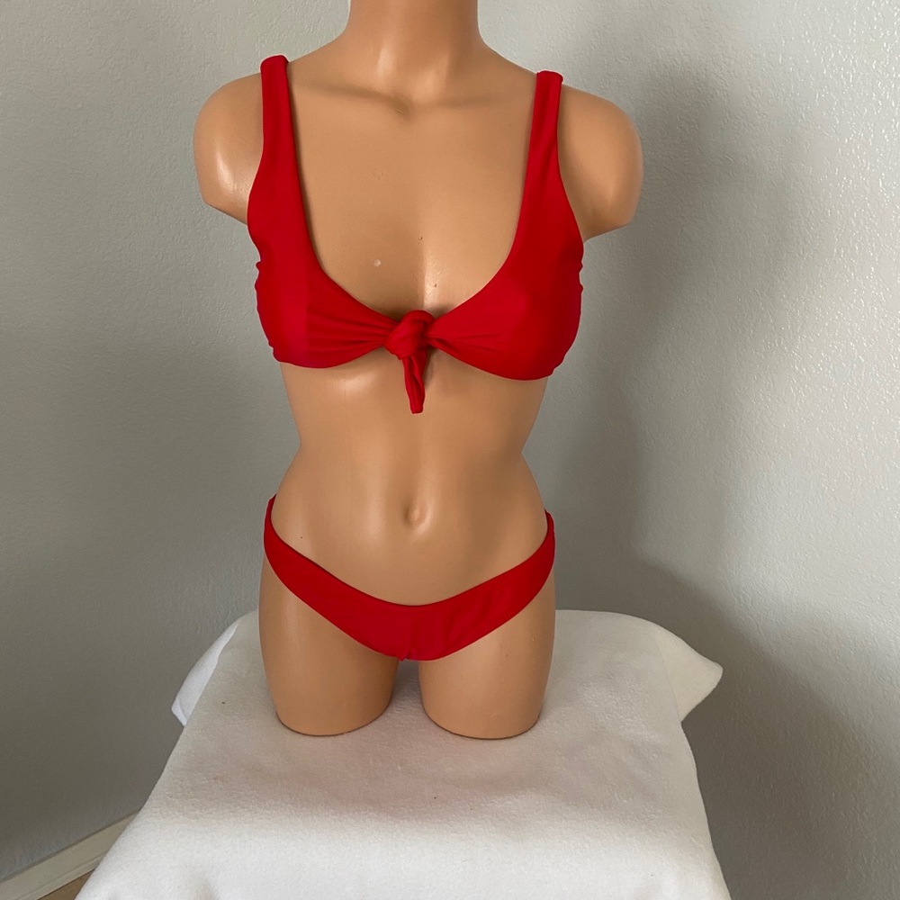 Women’s Sexy Tie Knot Front Bikini